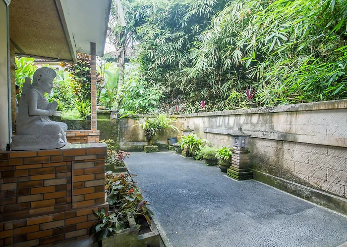 招待所 Sulendra Jungle View By Eps 3*